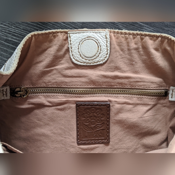 Lucky Brand cream leather boho slouch shoulder bag - Picture 5 of 5